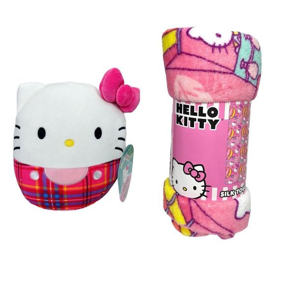 Sanrio Hello Kitty Squishmallow Blanket Bundle - Picture 1 of 7